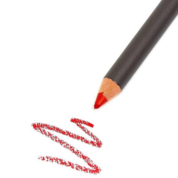 MAC Cosmetics Lip Liner in Ruby Woo - Picture 3 of 16